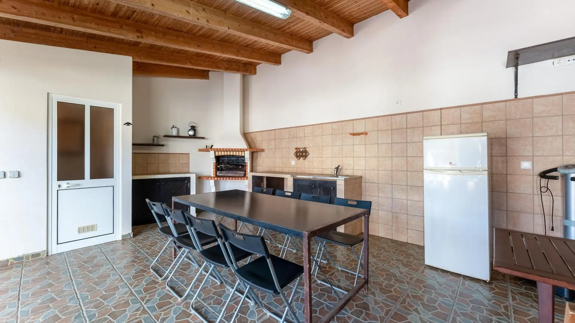 Villa Sundays With Pool By Lovelystay Pera Portugal