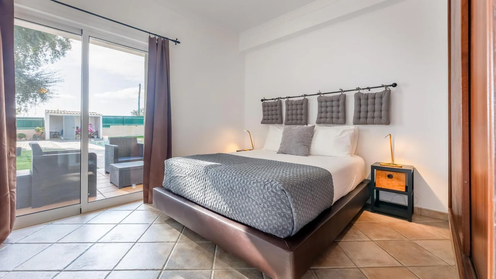 Holiday home Villa Sundays With Pool By Lovelystay Pera